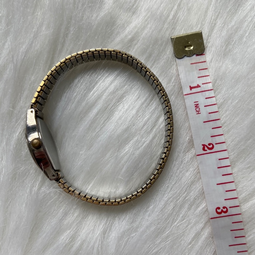 Seiko Quartz Vintage Stretch Wristwatch - Picture 8 of 8